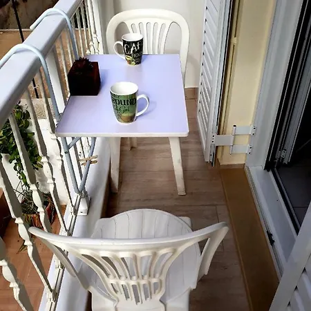 Holidays 1 Apartment *